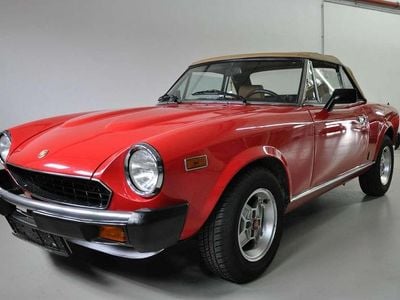 Gebraucht Fiat 124 Spider 103 PS (75 kW) 1982 Rot Cabrio