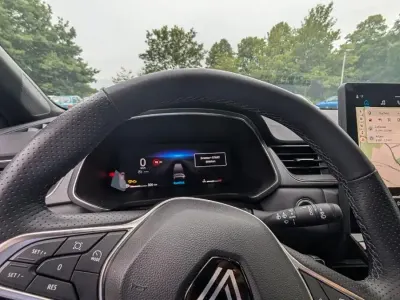Gebraucht Renault Captur 92 PS (67 kW) 2024 Grau SUV
