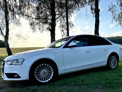 Gebraucht Audi A4 Attraction 120 PS (88 kW) 2014 Weiß Limousine