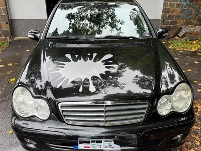 Mercedes C200