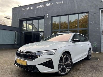 Gebraucht Skoda Octavia RS 265 PS (194 kW) 2025 Weiß Kombi