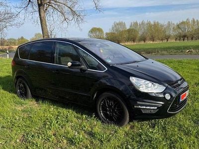 Gebraucht Ford S-MAX Titanium 200 PS (147 kW) 2013 Schwarz Van / Kleinbus