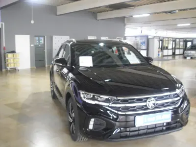 Gebraucht VW T-Roc Business 150 PS (110 kW) 2024 Farbe: SUV