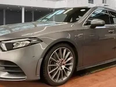 Second-hand Mercedes A250 AMG line 224 CP (164 kW) 2018 Gri Berlinǎ