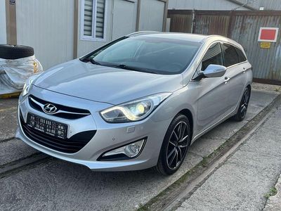 Second-hand Hyundai i40 Edition 136 CP (100 kW) 2015 Argintiu Break