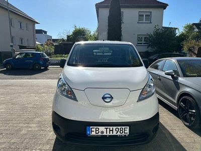 Nissan e-NV200