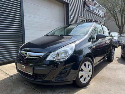 Używany Opel Corsa Edition 69 KM (50 kW) 2012 Czarny Hatchback