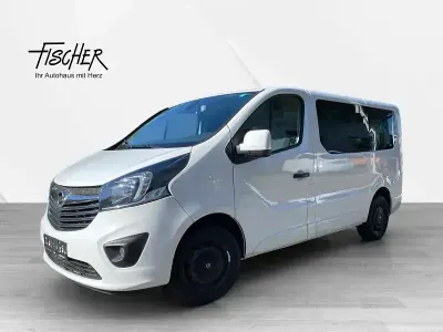 Käytetty Opel Vivaro 120 HP (88 kW) 2015 Valkoinen Tila-auto