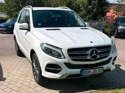 Gebraucht Mercedes GLE250 2017 Weiß SUV
