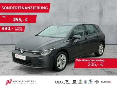 Brugt VW Golf VIII Life 116 HK (85 kW) 2022 Grå Sedan