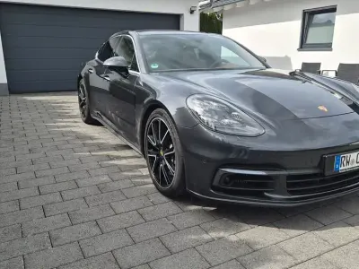 Gebraucht Porsche Panamera 4S 421 PS (309 kW) 2019 Grau Kleinwagen