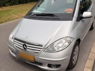 Gebraucht Mercedes A180 109 PS (80 kW) 2004 Silber Kleinwagen