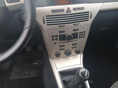 Gebraucht Opel Astra Cabriolet Edition 140 PS (102 kW) 2006 Silber Cabrio