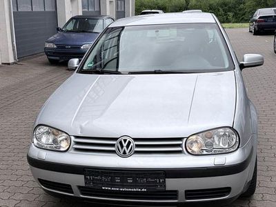 Usata VW Golf IV Comfortline 75 CV (55 kW) 2003 Argento Berlina