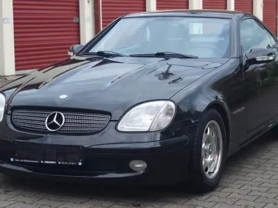 Second-hand Mercedes SLK200