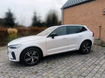Weiß Gebraucht 2021 Volvo XC60 R-Design SUV | 33.600 € (Fairer Preis)