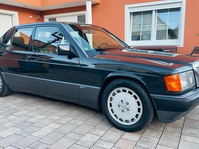Gebraucht Mercedes 190 Sportline 160 PS (117 kW) 1992 Schwarz Limousine