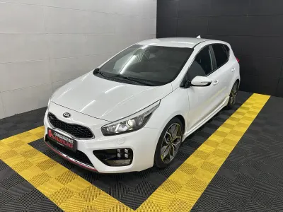 Gebraucht Kia Ceed GT-Track 204 PS (150 kW) 2018 Weiß Kleinwagen