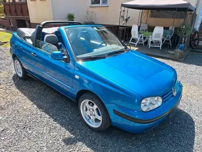 Używany VW Golf 101 KM (74 kW) 2001 Niebieski Kabriolet