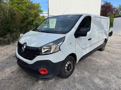 Second-hand Renault Trafic 121 CP (88 kW) 2019 Alb Monovolum