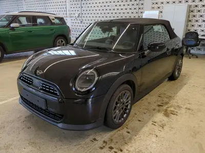 Gebraucht Mini Cooper Cabriolet Classic 163 PS (119 kW) 2025 Schwarz Cabrio