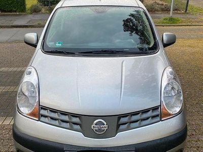 Begagnad Nissan Note Acenta 110 HK (80 kW) 2006 Silver Halvkombi