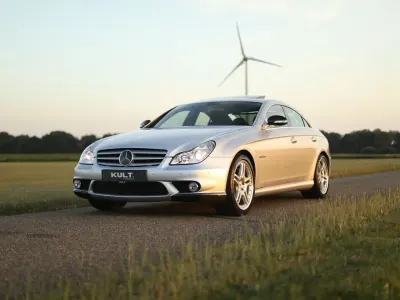 Gebraucht Mercedes CLS63 AMG AMG 514 PS (378 kW) 2010 Silber Coupé