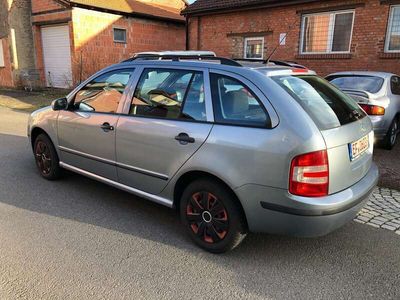 gebraucht Skoda Fabia 1.9 TDI Combi Ambiente /// Klimaanlage ///