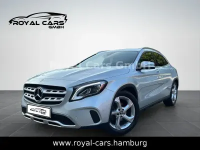 Gebraucht Mercedes GLA200 136 PS (100 kW) 2019 Iridiumsilber SUV