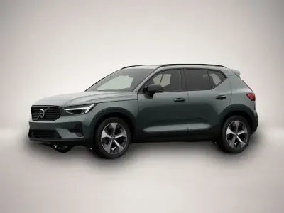 Neu Volvo XC40 Ultra 197 PS (144 kW) 2026 Grün SUV