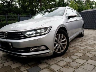 Gebraucht VW Passat Comfortline 190 PS (139 kW) 2019 Silber Kombi