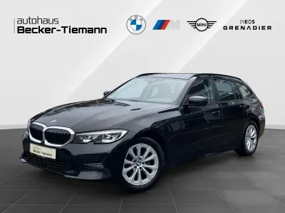 Gebraucht BMW 320 Advantage 190 PS (139 kW) 2022 Schwarz Kombi