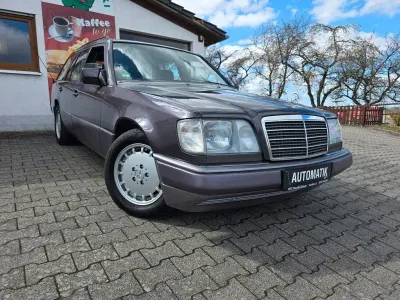 Gebraucht Mercedes E280 193 PS (141 kW) 1993 Violett Limousine