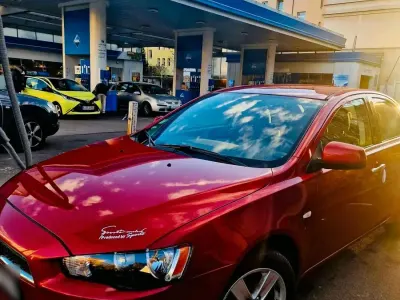 Gebraucht Mitsubishi Lancer 194 PS (142 kW) 2008 Rot Limousine