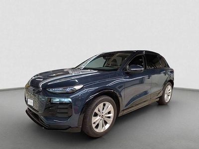 Gebraucht Audi Q6 e-tron Ambiente 185 kW (252 PS) 2025 Plasmablau SUV