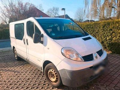 Usado Renault Trafic 114 HP (83 kW) 2008 Branco Monovolume
