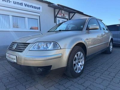Gebraucht VW Passat Highline 116 PS (85 kW) 2001 Gold Limousine