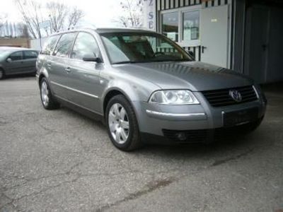 Gebraucht VW Passat 131 PS (96 kW) 2003 Grau metallic Kombi