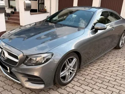 Gebraucht Mercedes E300 AMG 258 PS (189 kW) 2019 Grau Coupé