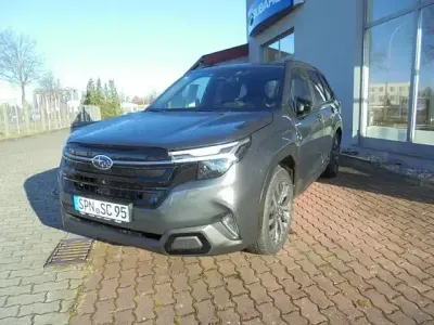 Second-hand Subaru Forester Platinum 136 CP (100 kW) 2025 Gri SUV