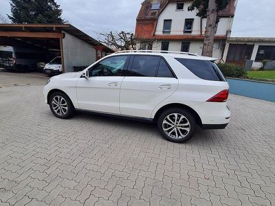 Gebraucht Mercedes GLE400 333 PS (244 kW) 2018 Weiß SUV