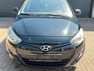 Usata Hyundai i20 Edition 86 CV (63 kW) 2014 Nero Utilitaria