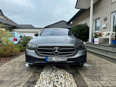 gebraucht Mercedes E300 4matic W213 Facelift / wie neu / Avantgarde / 2.Hd