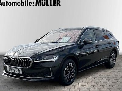 Gebraucht Skoda Superb Selection 150 PS (110 kW) 2024 Onyxschwarz metallic Kombi