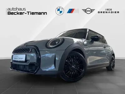 Gebraucht Mini Cooper S Classic 178 PS (130 kW) 2022 Grau Kleinwagen