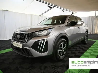 Gebraucht Peugeot 2008 Style 145 PS (106 kW) 2025 Grau SUV