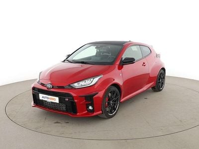 Usata Toyota Yaris 272 CV (200 kW) 2022 Rosso Utilitaria