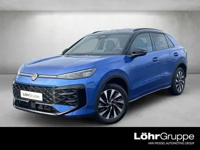 Gebraucht VW T-Roc R-line 150 PS (110 kW) 2025 Celestial blue metallic / s... SUV