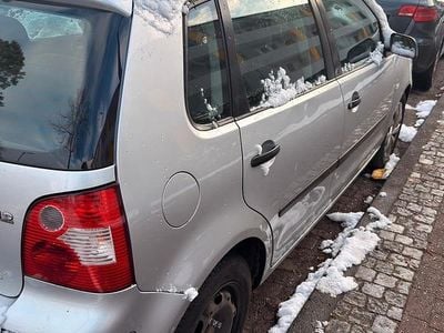 Grau Gebraucht 2004 VW Polo Kleinwagen | 400 € (Guter Preis)