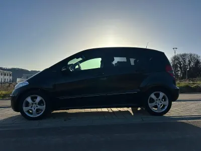 Używany Mercedes A170 Avantgarde 116 KM (85 kW) 2006 Czarny Minivan